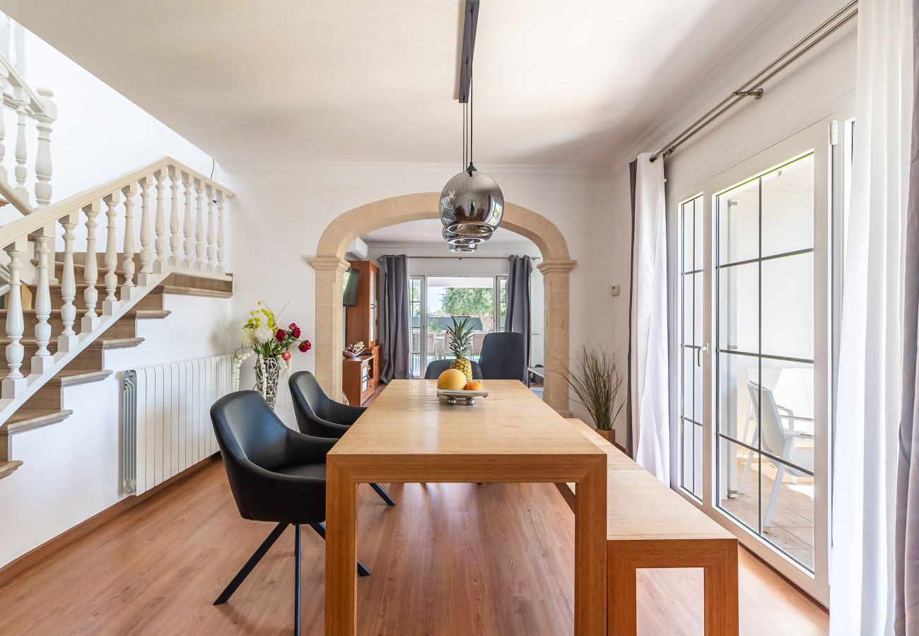 House in Cala d'Or - Holiday Home Casa Ferrera with Pool in Cala d'Or