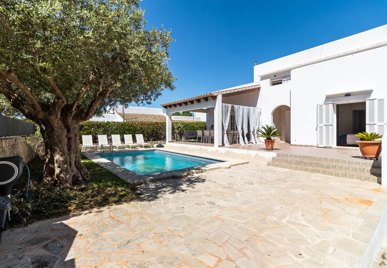 House in Cala d'Or - Holiday Home Casa Ferrera with Pool in Cala d'Or