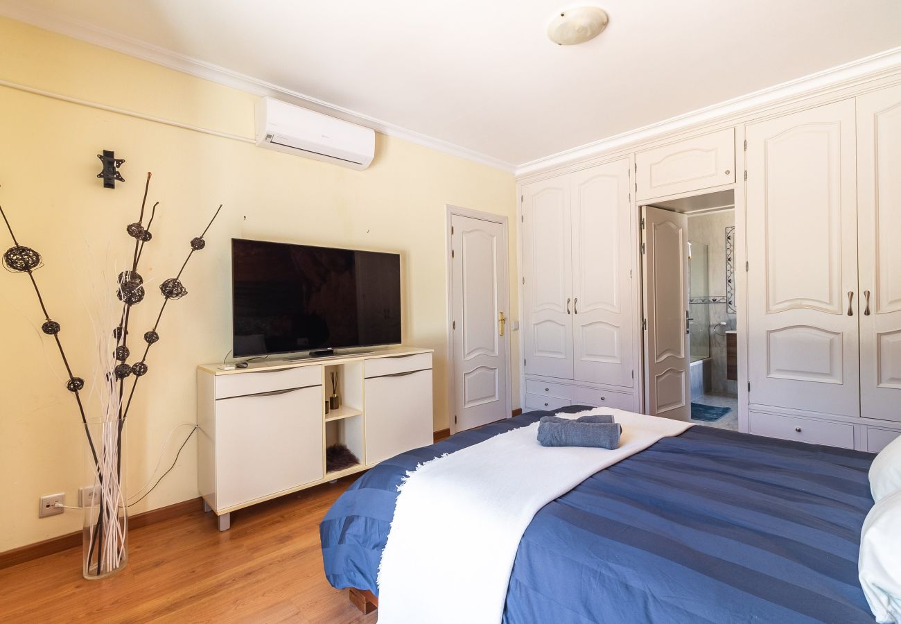 House in Cala d'Or - Holiday Home Casa Ferrera with Pool in Cala d'Or