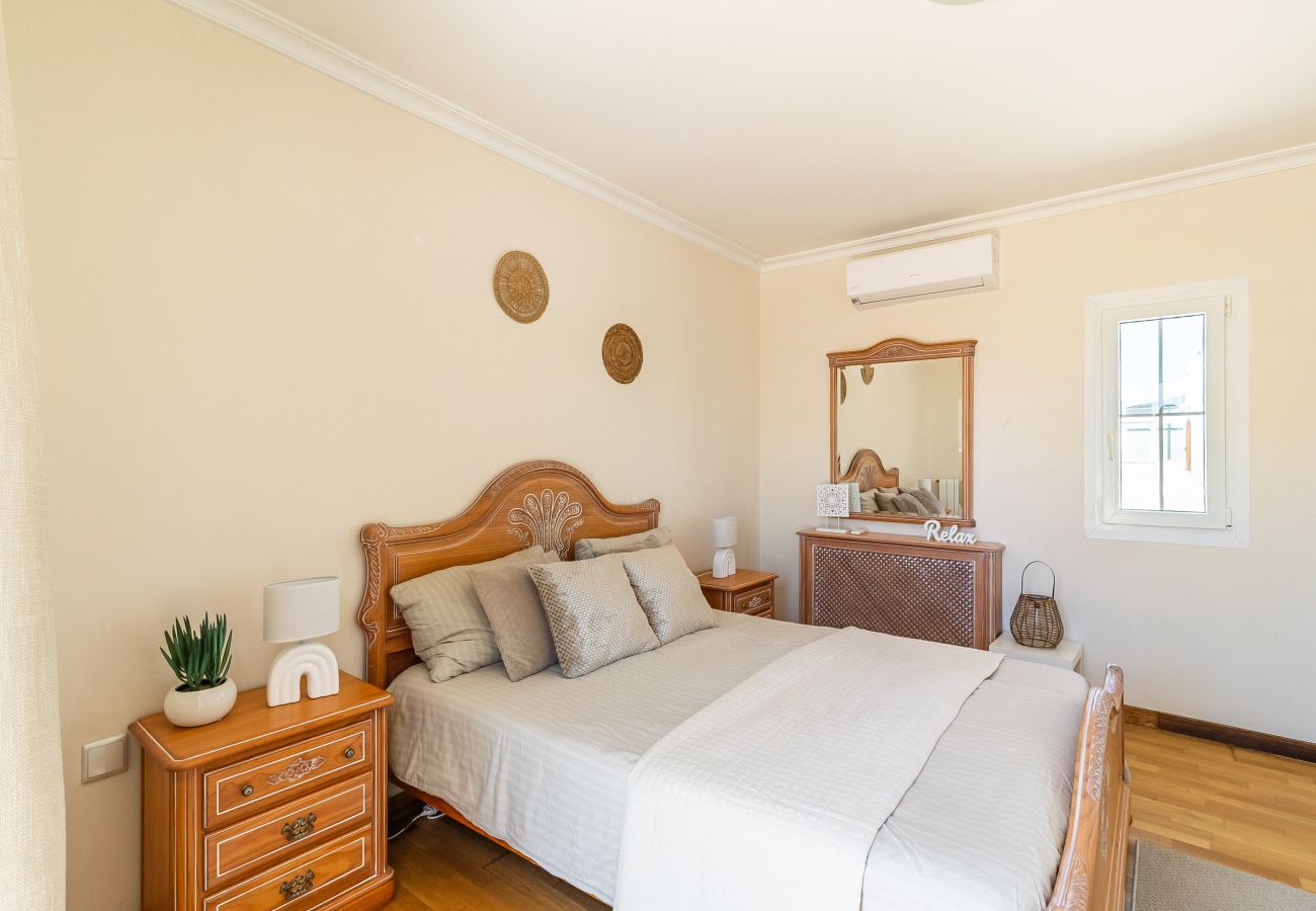 House in Cala d'Or - Holiday Home Casa Ferrera with Pool in Cala d'Or