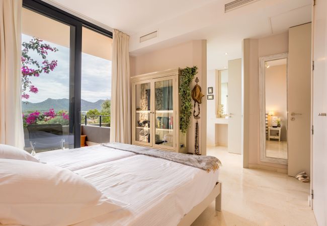 Apartment in Son Servera - Cala Bona apartment with mountain view and pool near the sea in Port Verd available for monthly rental Apartment in Son Servera - Cala Bona apartment with mountain view and pool near the sea in Port Verd available for monthly rental