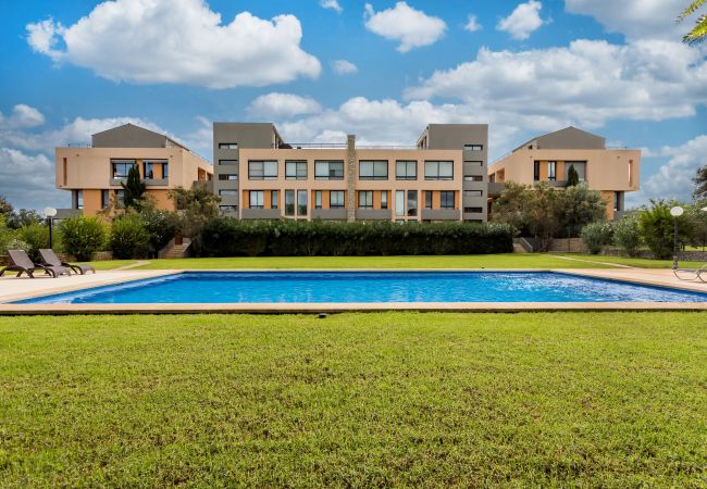 Apartment in Son Servera - Cala Bona apartment with mountain view and pool near the sea in Port Verd available for monthly rental Apartment in Son Servera - Cala Bona apartment with mountain view and pool near the sea in Port Verd available for monthly rental