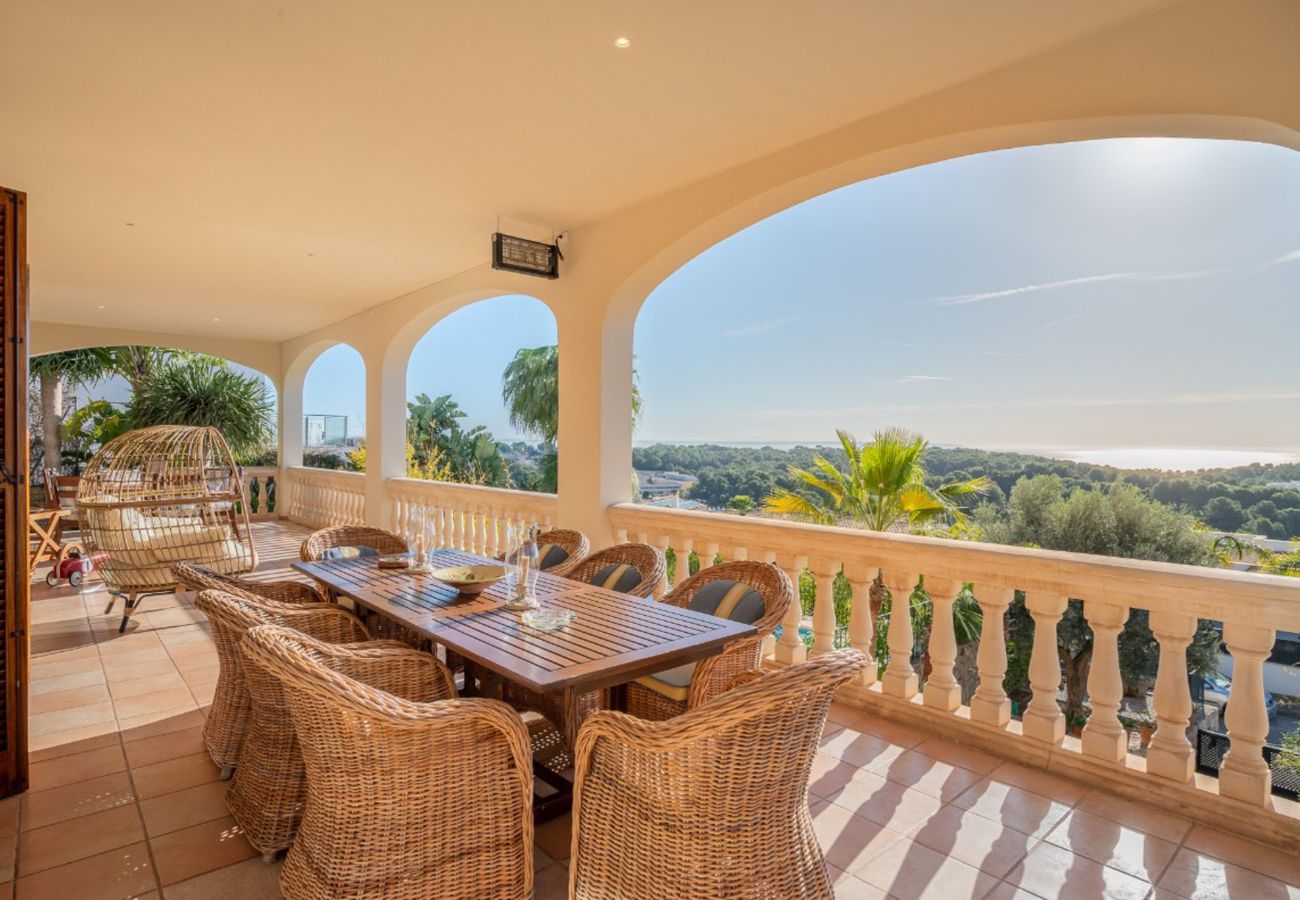 House in Bendinat  - Sunset Cove Bendinat Holiday house in Bendinat with Sea Views for 8 People 