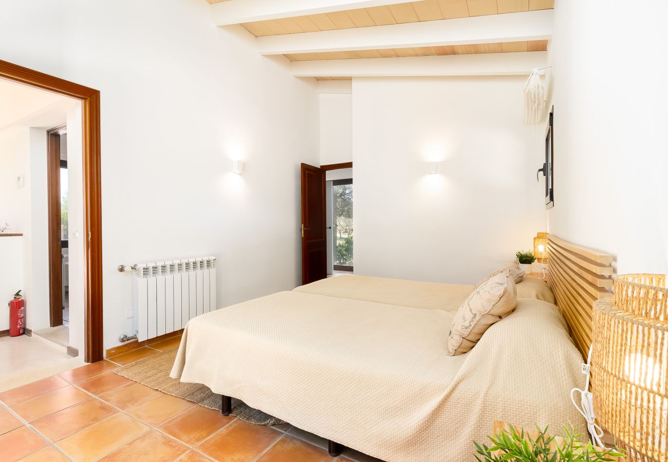 House in Campos - Holiday House Can Riera Stylish accommodation with pool for 12 people near Es Trenc beach