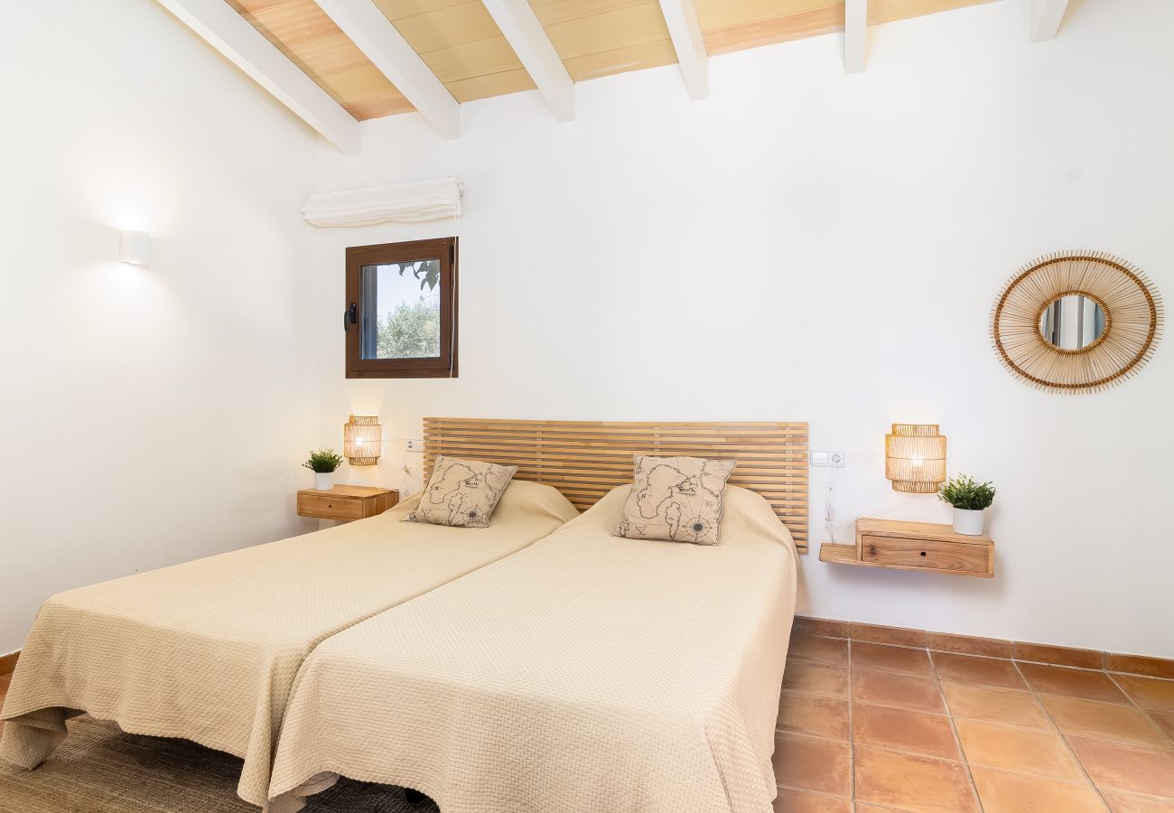 House in Campos - Holiday House Can Riera Stylish accommodation with pool for 12 people near Es Trenc beach