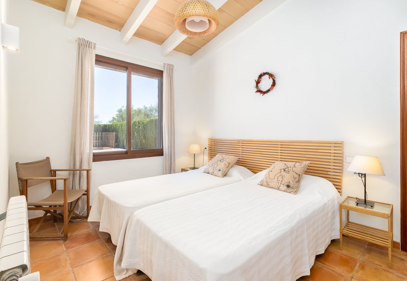 House in Campos - Holiday House Can Riera Stylish accommodation with pool for 12 people near Es Trenc beach