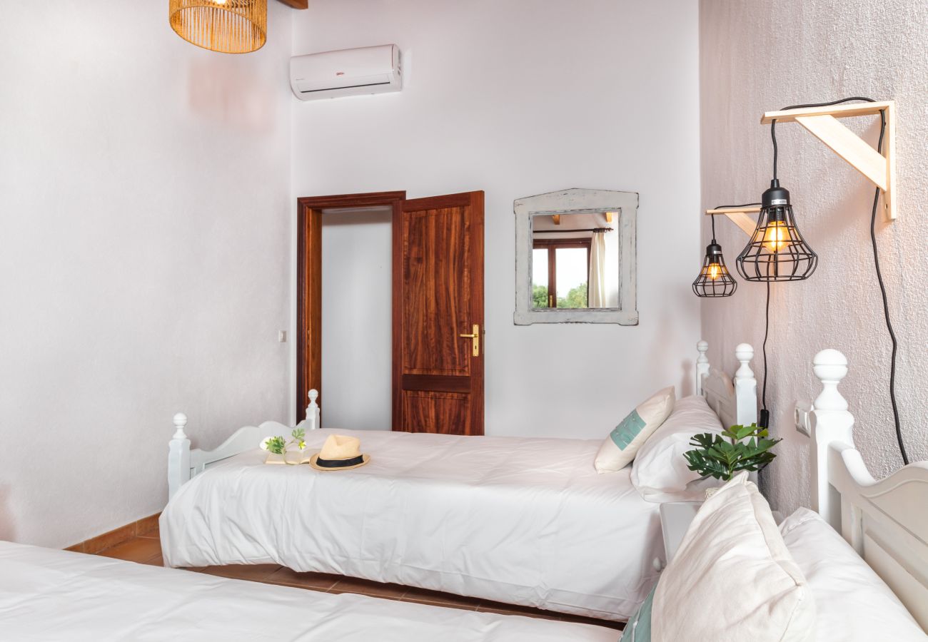 House in Ses Salines - Can Pancho House for Monthly Rental with Private Pool in Ses Salines