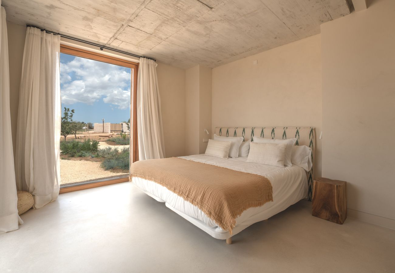 Villa in Manacor - Can Carmel Stylish finca with 6 bedrooms and pool for monthly rent near Manacor