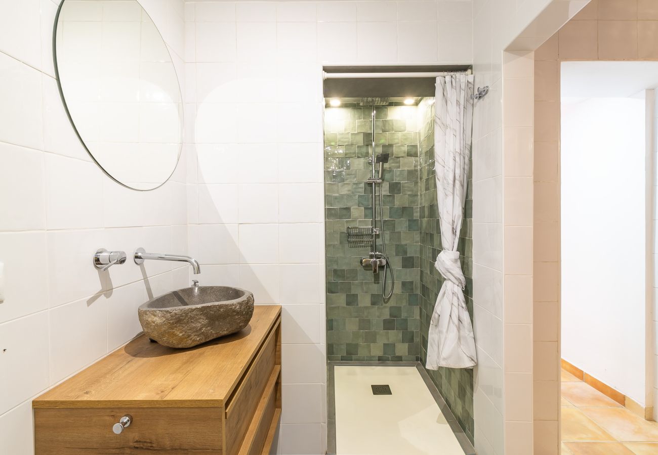 Country house in Puigpunyent - Exclusive Finca in Mallorca’s Tramuntana for Monthly Rental
