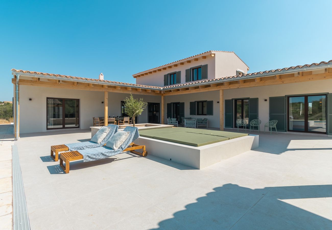 Villa in Ses Salines - The Green Olive