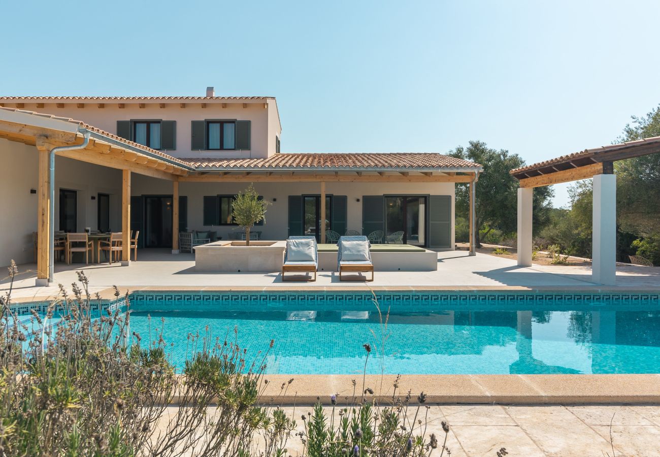 Villa in Ses Salines - Villa Olivo modern holiday home with pool in Mallorca near Ses Salines and Es Trenc