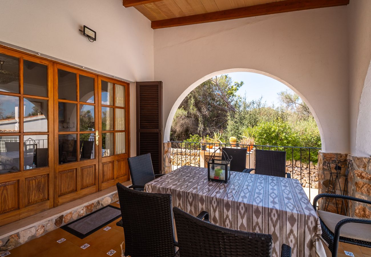 House in Cala Llombards - Holiday Home Can Monxu in Cala Llombards with pool and sea view