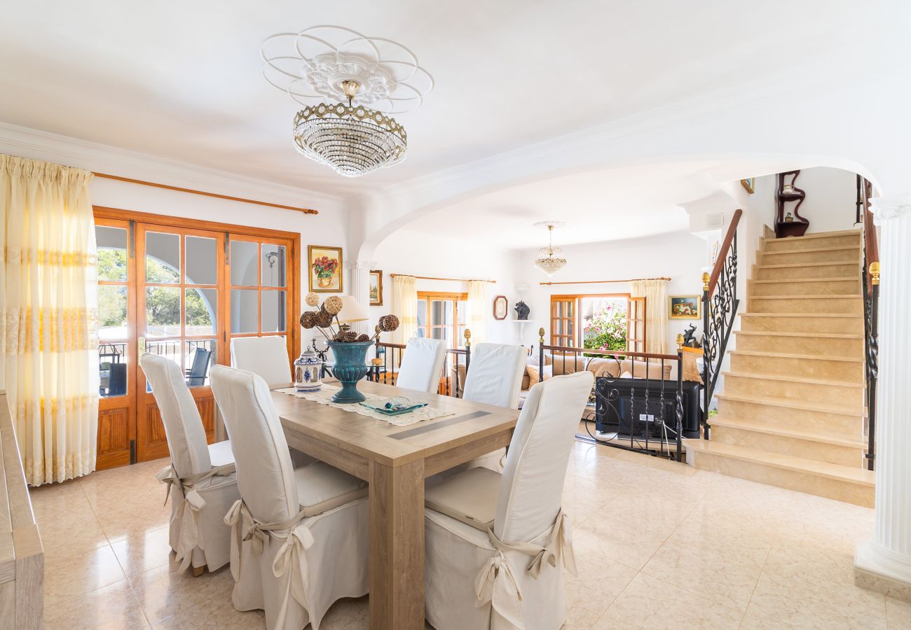 House in Cala Llombards - Holiday Home Can Monxu in Cala Llombards with pool and sea view