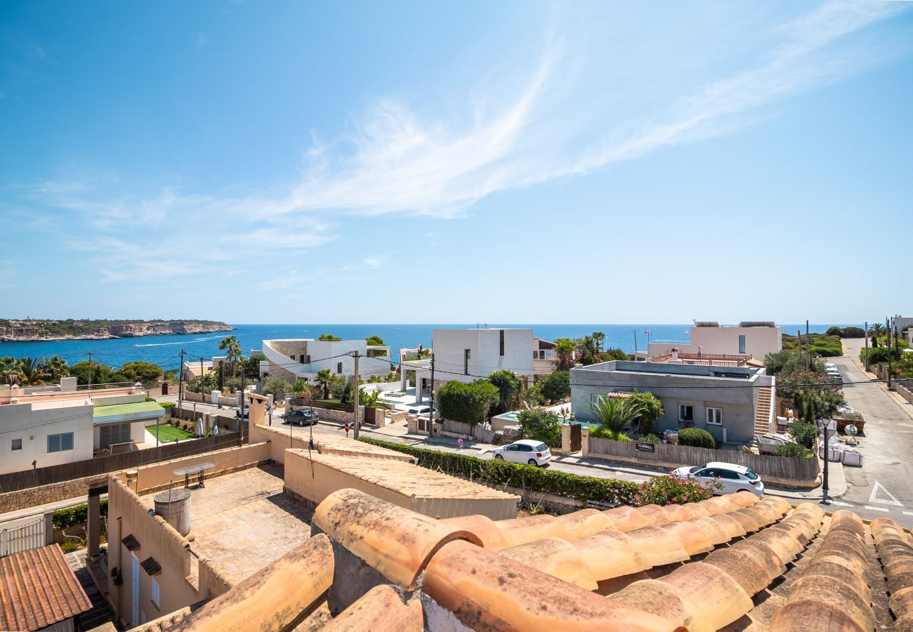 House in Cala Llombards - Holiday Home Can Monxu in Cala Llombards with pool and sea view