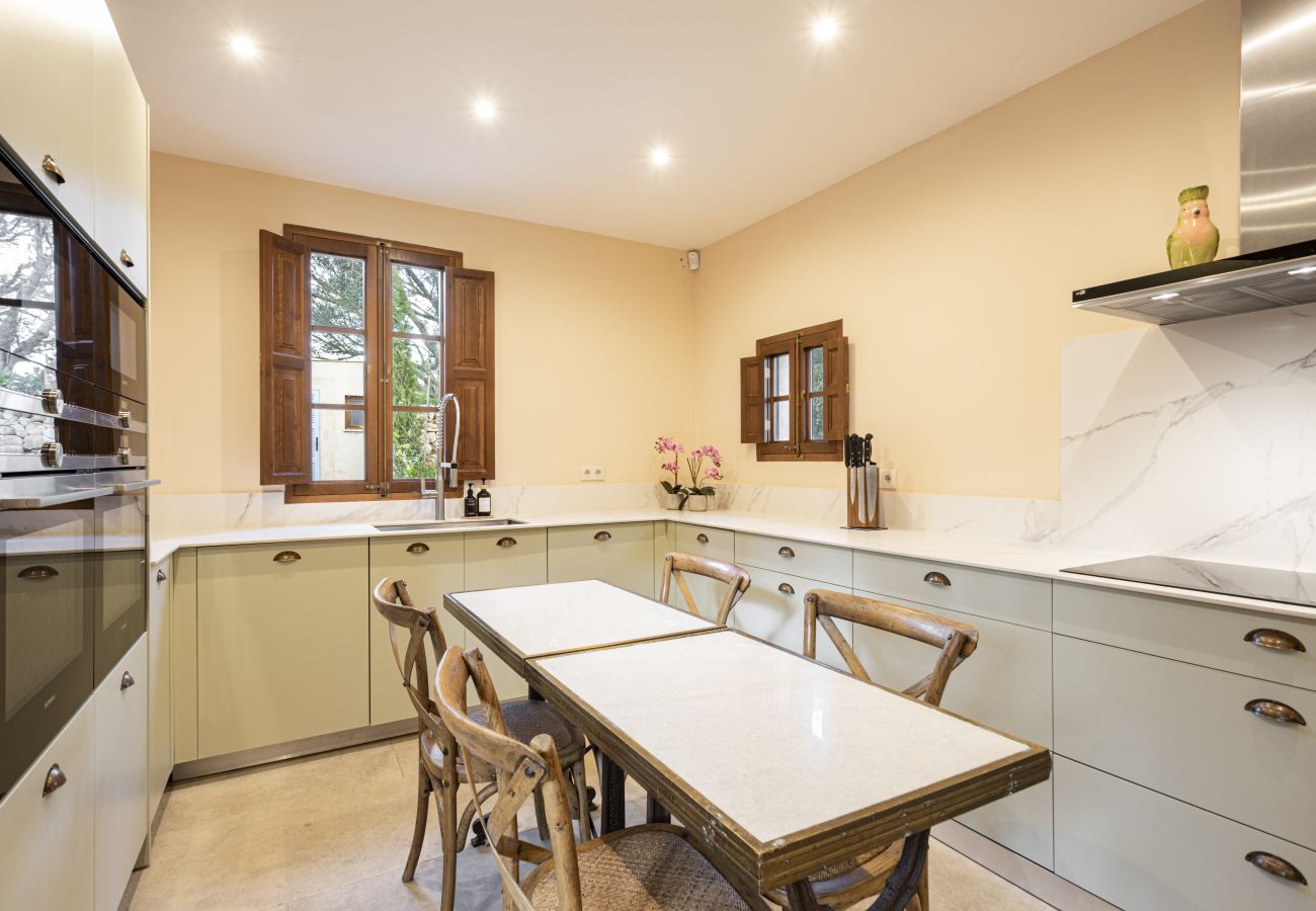 Country house in LLucmajor - Finca Terra Vella luxury finca with up to 11 bedrooms for monthly rental in Mallorca