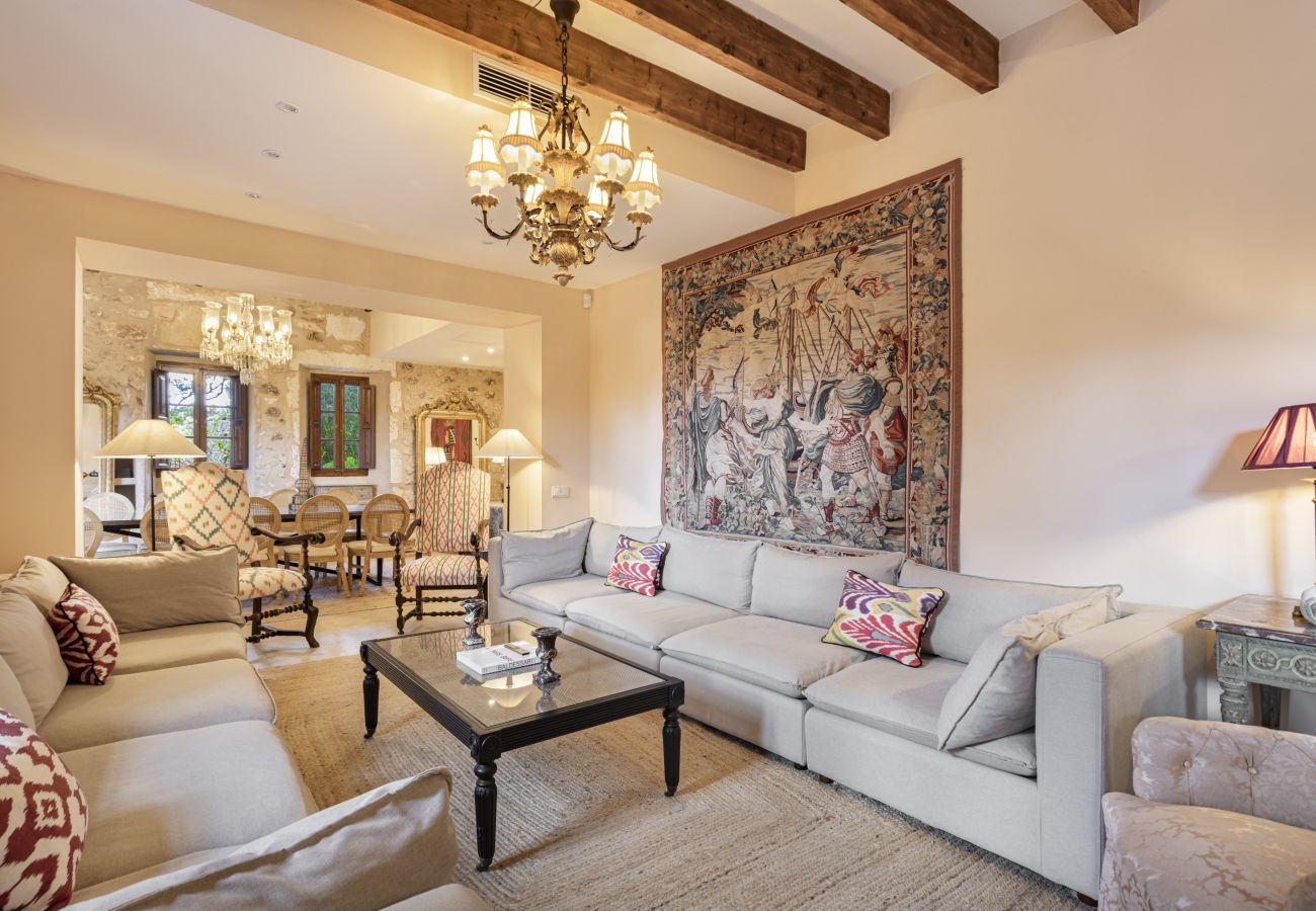 Country house in LLucmajor - Finca Terra Vella luxury finca with up to 11 bedrooms for monthly rental in Mallorca