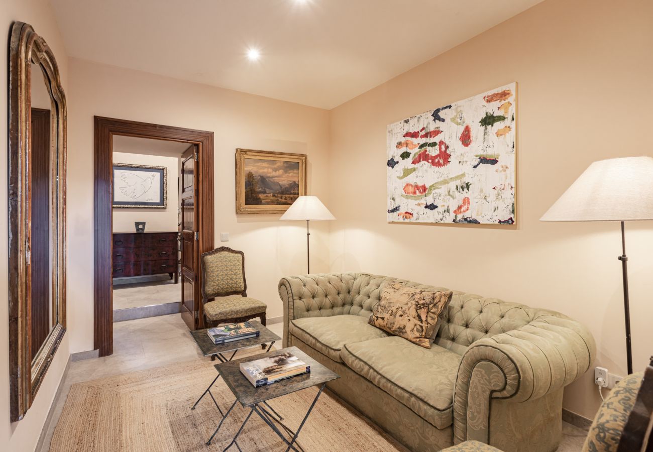 Country house in LLucmajor - Finca Terra Vella luxury finca with up to 11 bedrooms for monthly rental in Mallorca