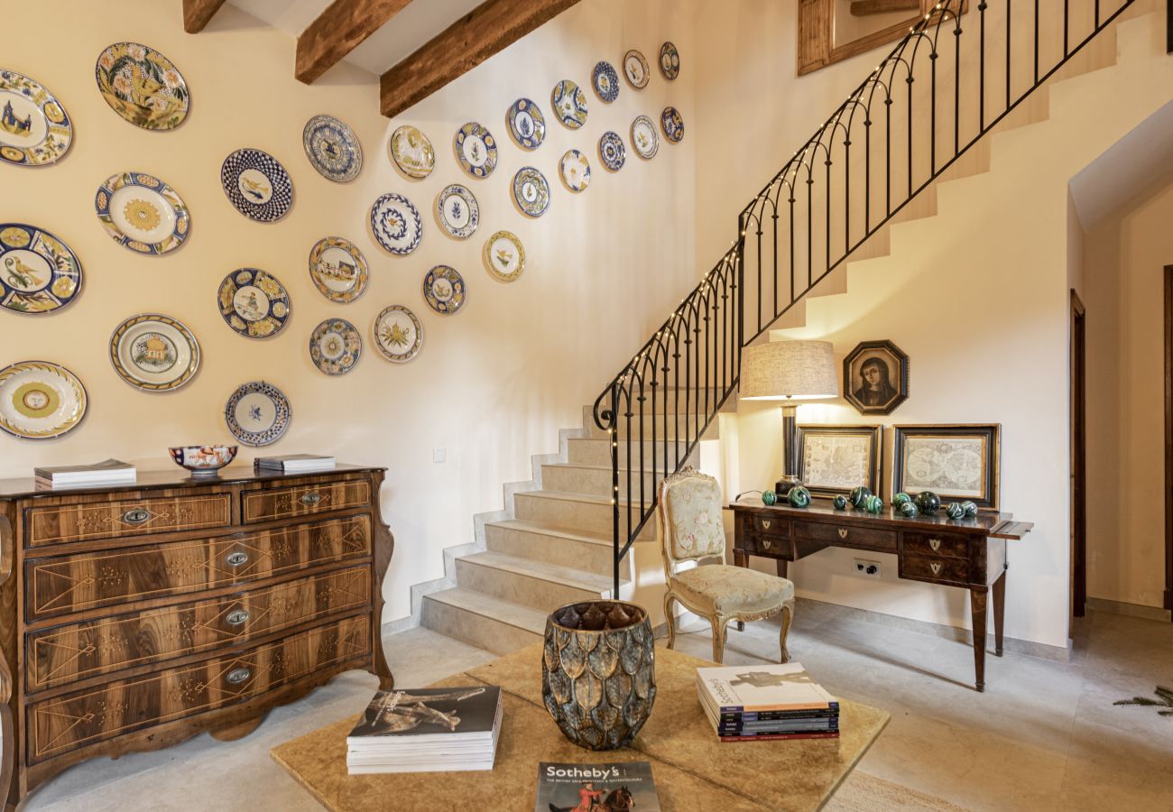 Country house in LLucmajor - Finca Terra Vella luxury finca with up to 11 bedrooms for monthly rental in Mallorca