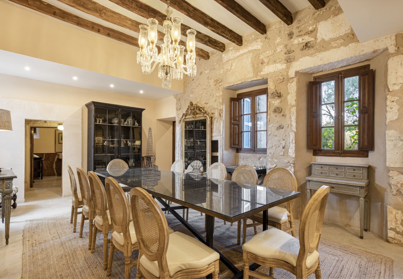 Country house in LLucmajor - Finca Terra Vella luxury finca with up to 11 bedrooms for monthly rental in Mallorca