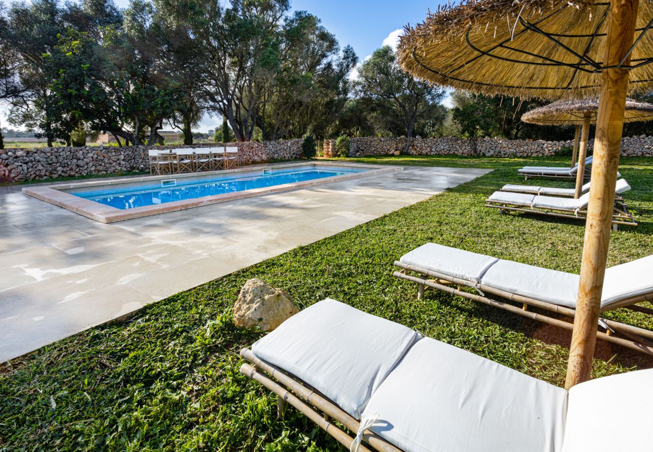 Country house in LLucmajor - Finca Terra Vella luxury finca with up to 11 bedrooms for monthly rental in Mallorca