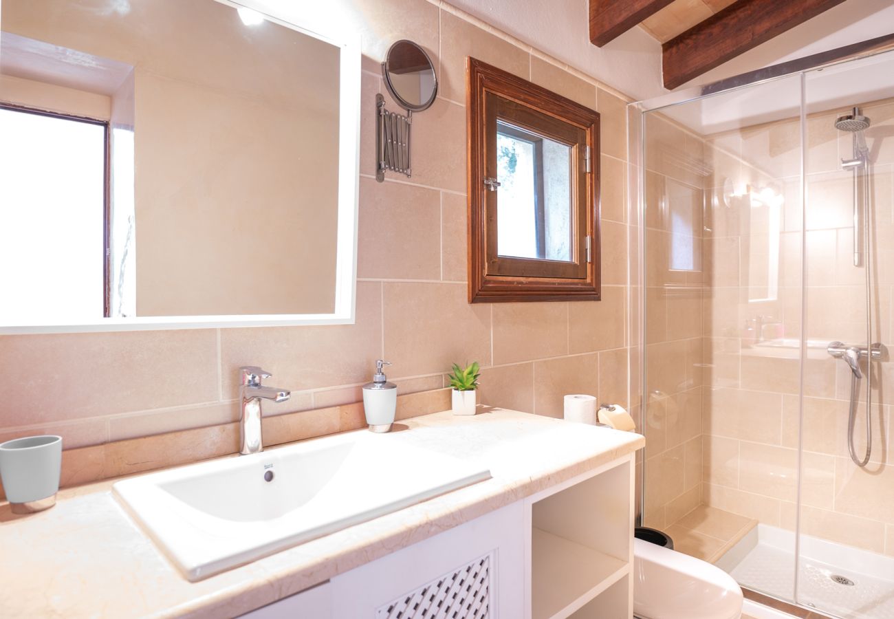 Country house in Manacor - Holiday Home El Castillo with Pool for 12 Guests near Manacor in Mallorca