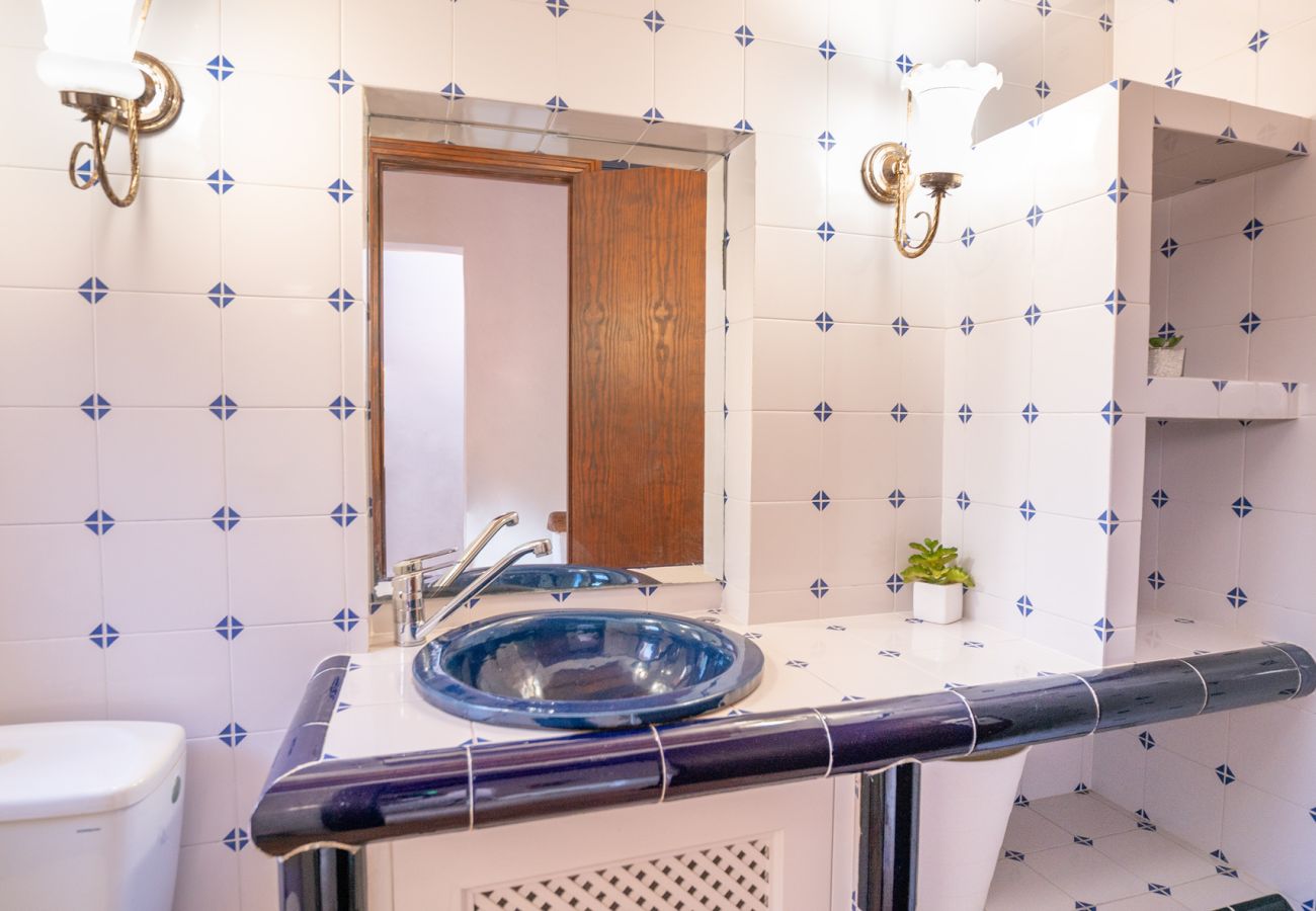 Country house in Manacor - Holiday Home El Castillo with Pool for 12 Guests near Manacor in Mallorca