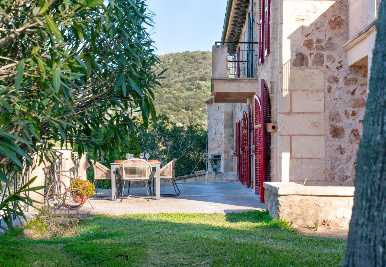 Country house in Manacor - Holiday Home El Castillo with Pool for 12 Guests near Manacor in Mallorca