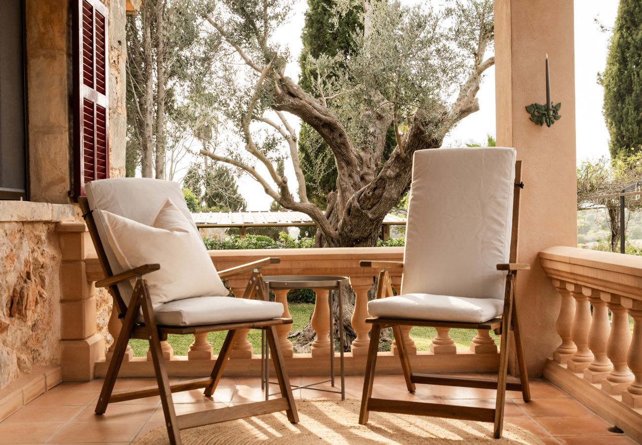 Country house in Manacor - Holiday Home El Castillo with Pool for 12 Guests near Manacor in Mallorca