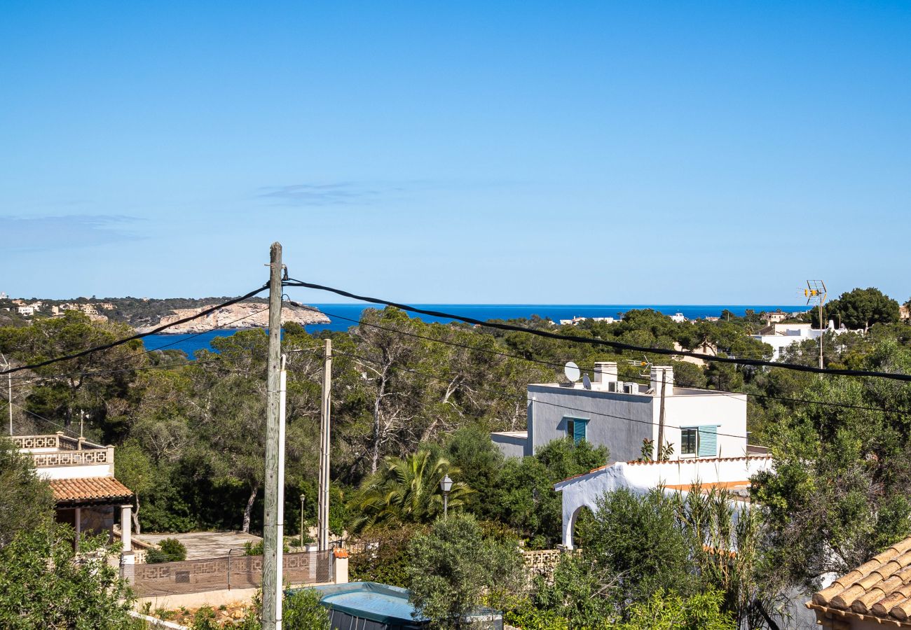 House in Es Llombards - Holiday Home in Cala Llombards with Pool and Sea View near Santanyí, Mallorca