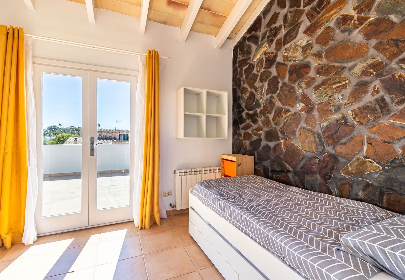 House in Es Llombards - Holiday Home in Cala Llombards with Pool and Sea View near Santanyí, Mallorca