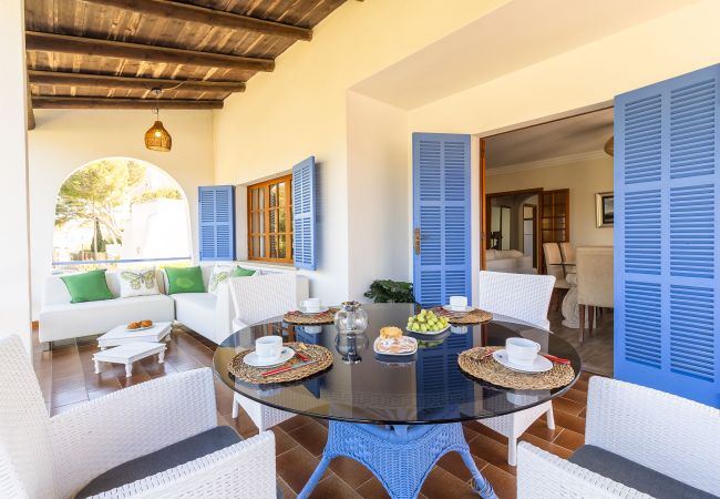 House in Cala Figuera - Casa Dragonera Holiday Home in Cala Figuera in a central location just a few minutes from the harbor