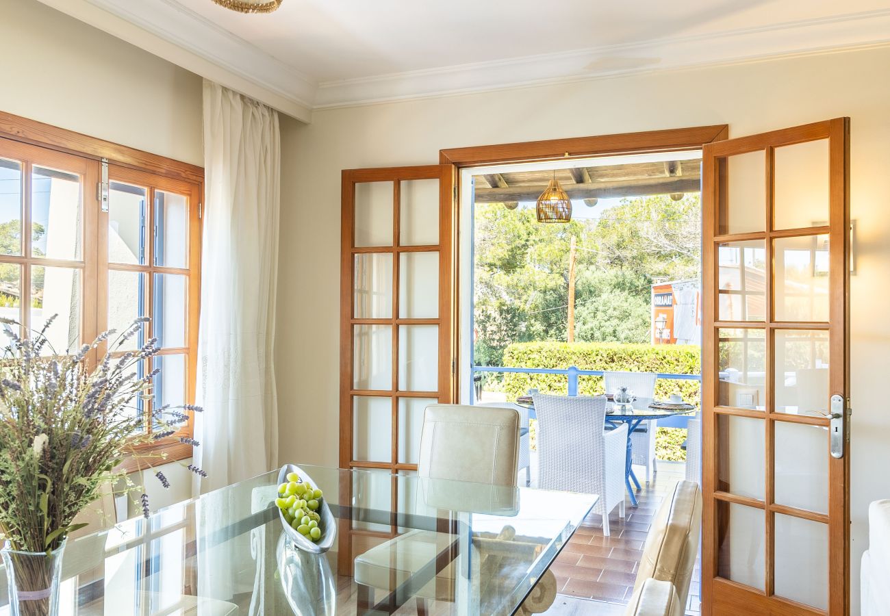 House in Cala Figuera - Casa Dragonera Holiday Home in Cala Figuera in a central location just a few minutes from the harbor