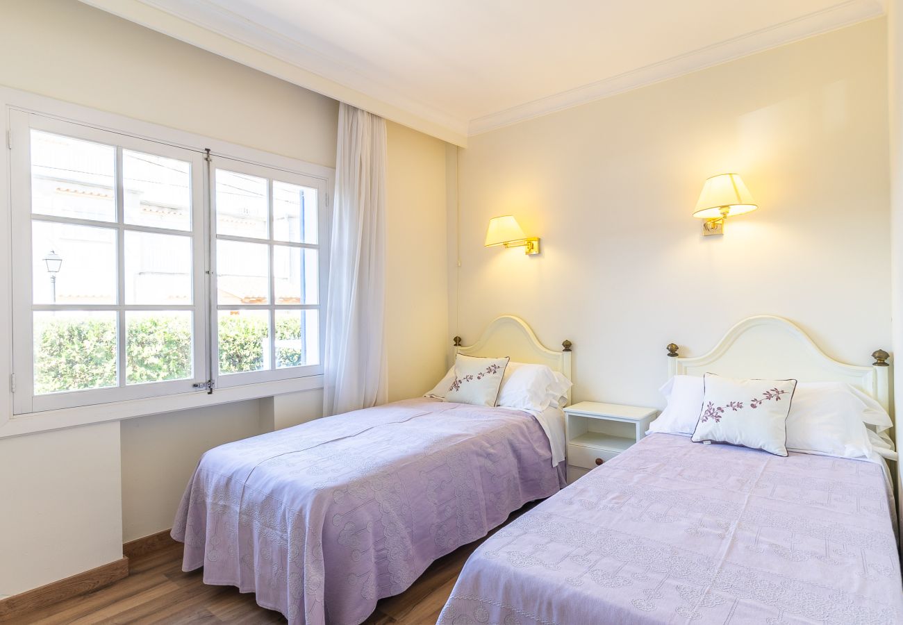 House in Cala Figuera - Casa Dragonera Holiday Home in Cala Figuera in a central location just a few minutes from the harbor