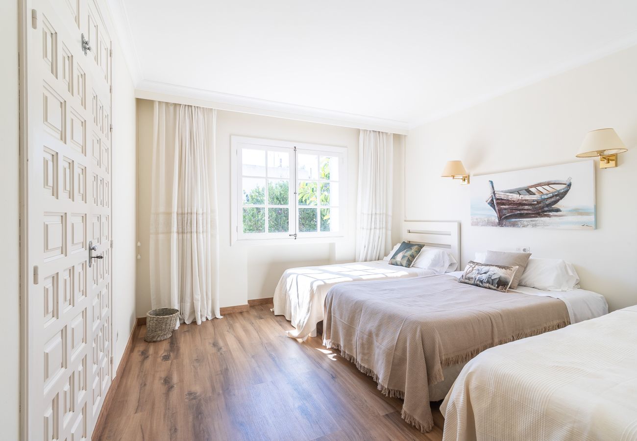 House in Cala Figuera - Casa Dragonera Holiday Home in Cala Figuera in a central location just a few minutes from the harbor