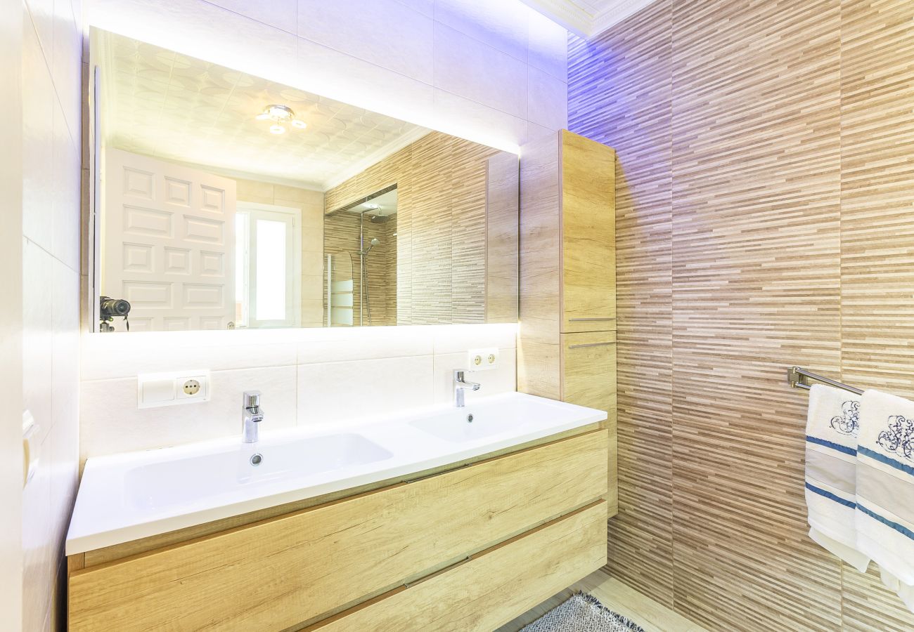 House in Cala Figuera - Casa Dragonera Holiday Home in Cala Figuera in a central location just a few minutes from the harbor