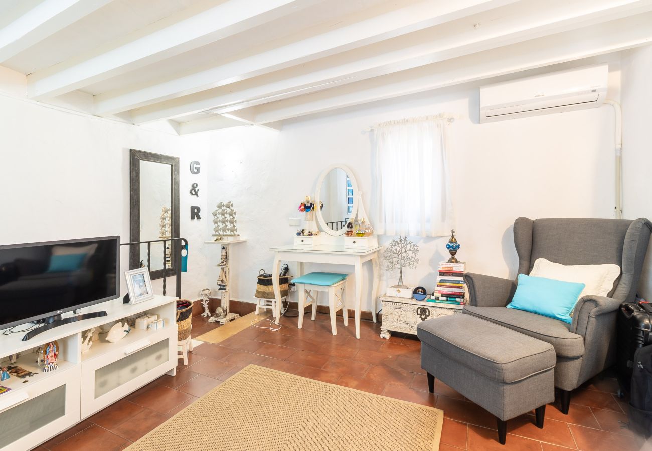 Studio in Palma  - La Lonja Studio Palma Old Town for Monthly Rental