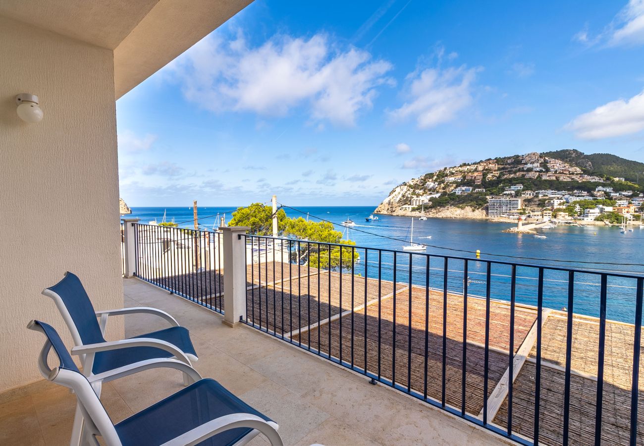 Villa in Port d' Andratx - Sea View Villa in Port Andratx