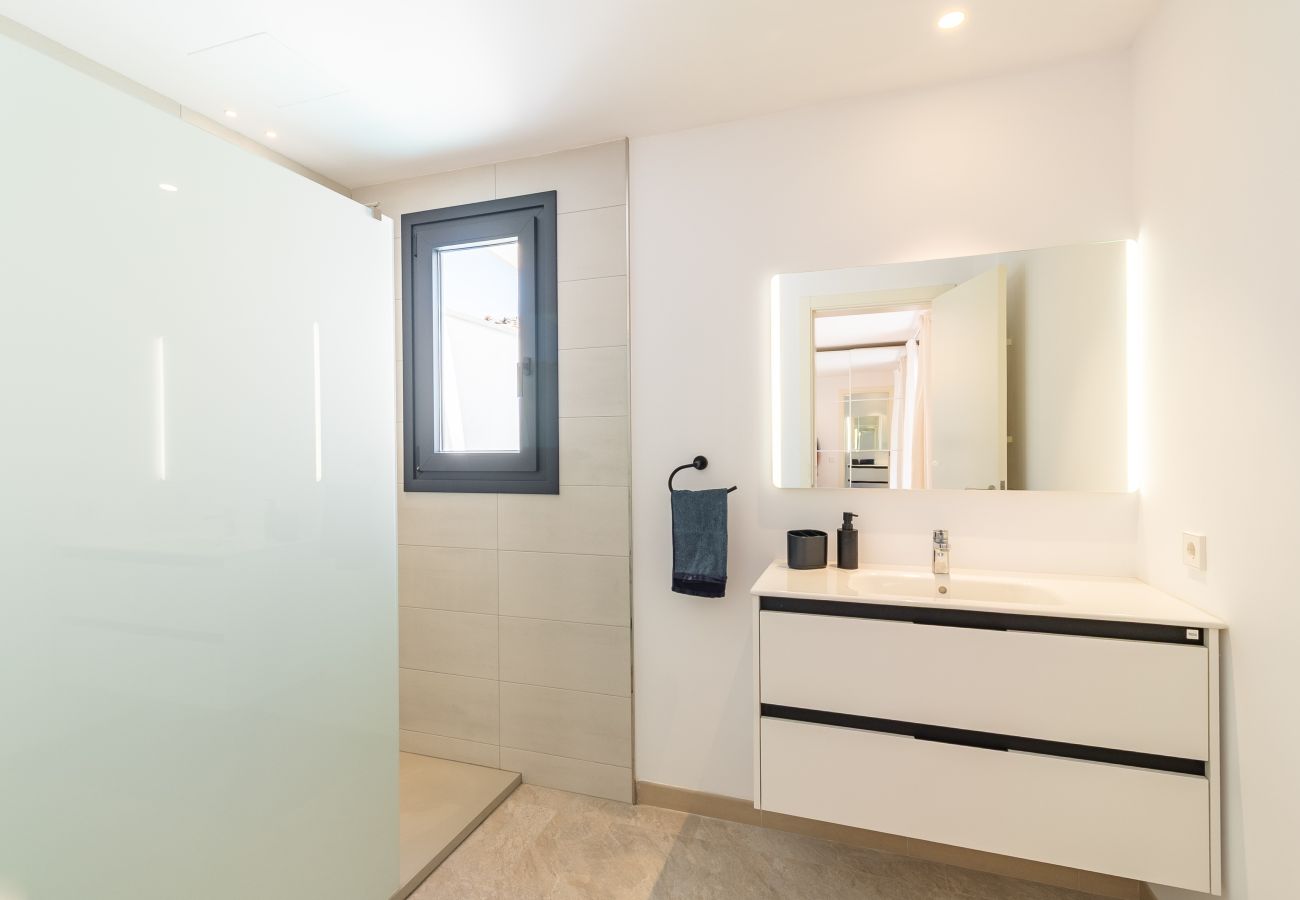 House in Santa Margarida - Townhouse Santa Margalida with Private Pool for Monthly Rental