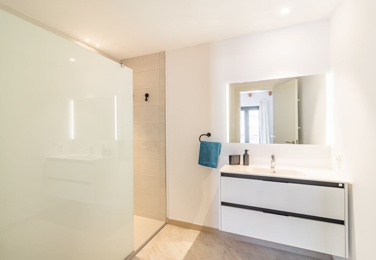 House in Santa Margarida - Townhouse Santa Margalida with Private Pool for Monthly Rental