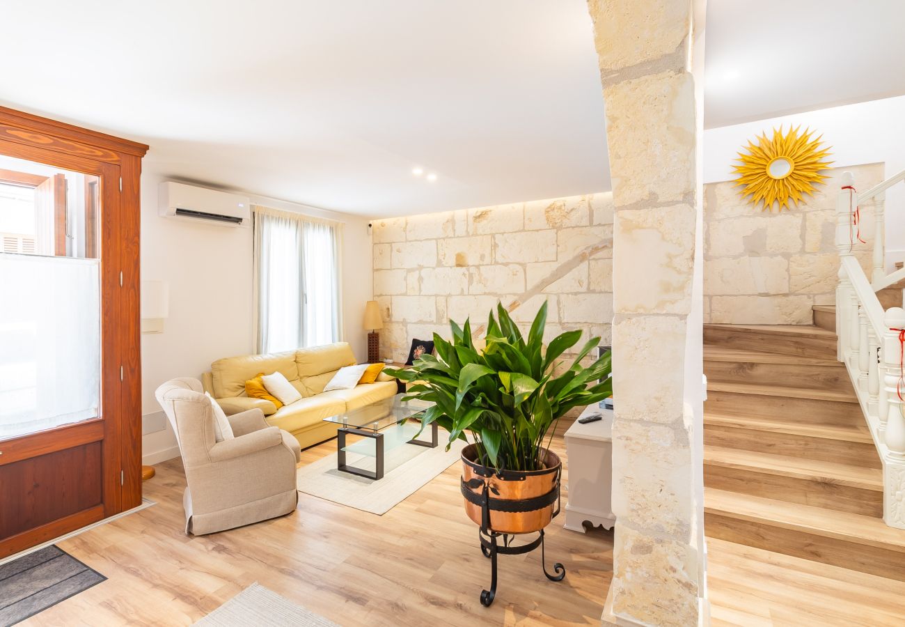 House in Santa Margarida - Townhouse Santa Margalida with Private Pool for Monthly Rental