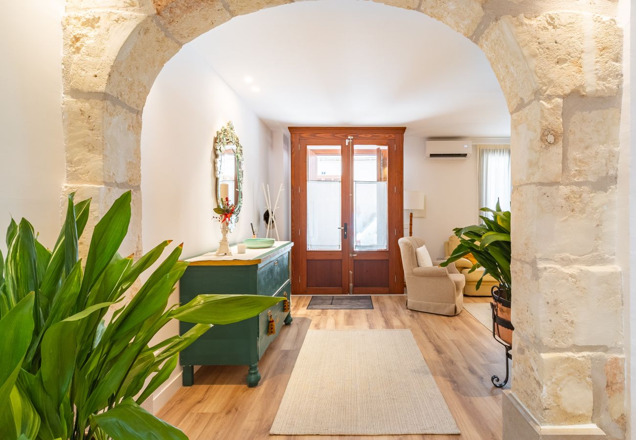 House in Santa Margarida - Townhouse Santa Margalida with Private Pool for Monthly Rental