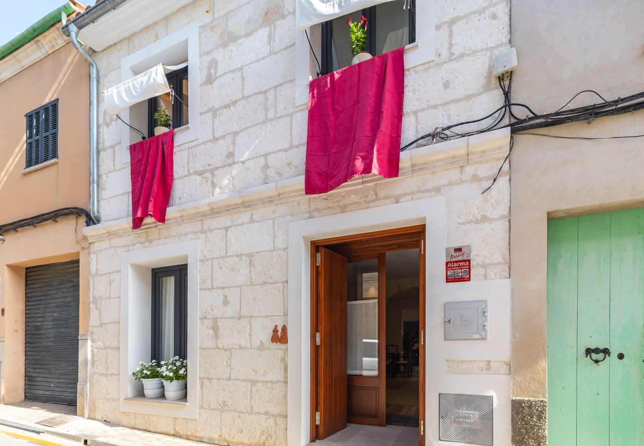 House in Santa Margarida - Townhouse Santa Margalida with Private Pool for Monthly Rental