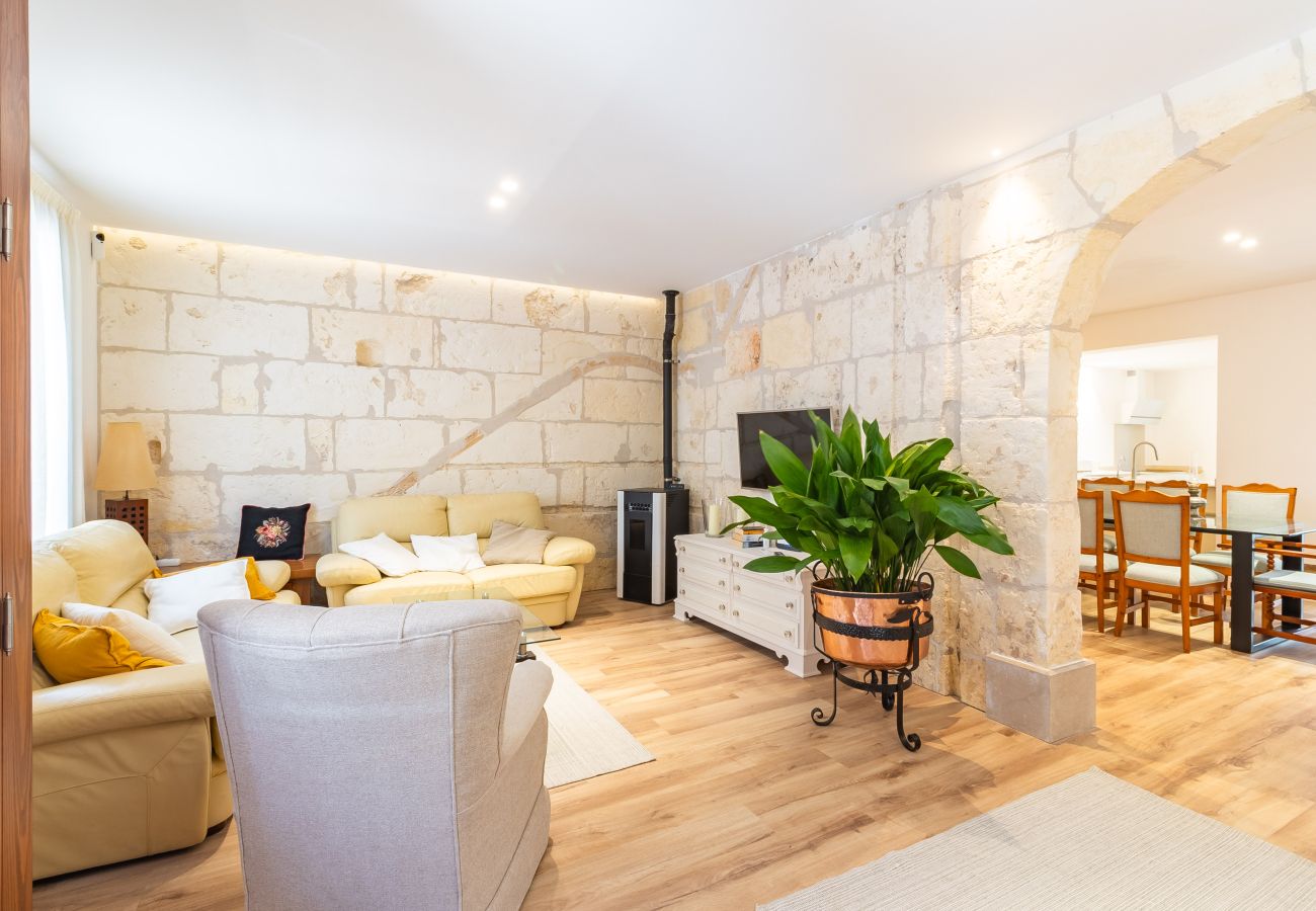House in Santa Margarida - Townhouse Santa Margalida with Private Pool for Monthly Rental