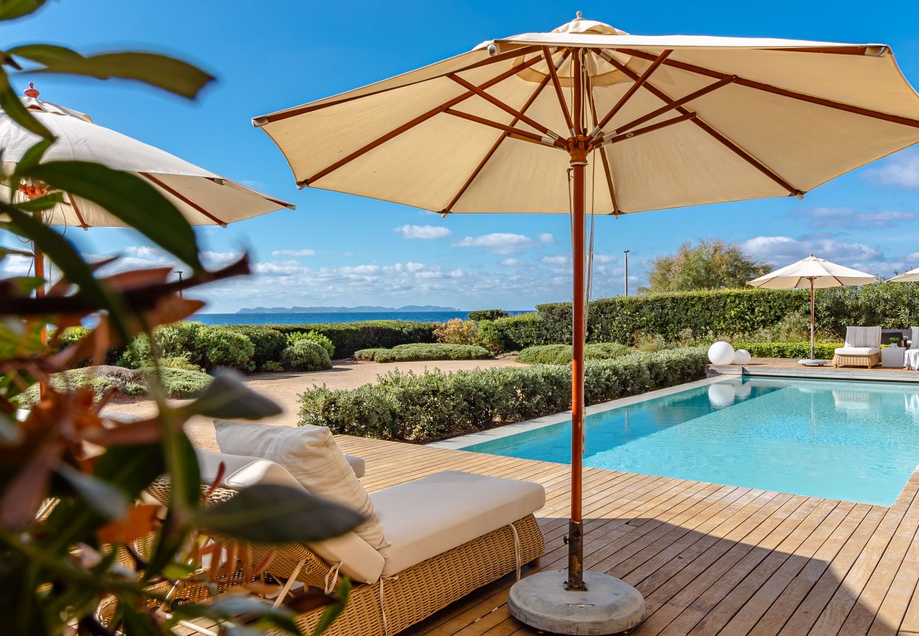 Villa in Colònia de Sant Jordi - Villa Cabrera Holiday Home with Sea Views and Pool in Colònia de Sant Jordi, Mallorca