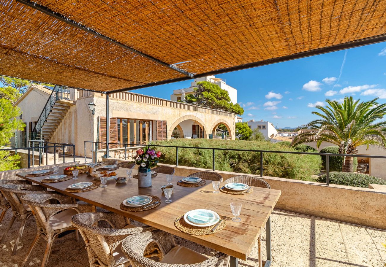 Villa in Colònia de Sant Jordi - Villa Cabrera Holiday Home with Sea Views and Pool in Colònia de Sant Jordi, Mallorca