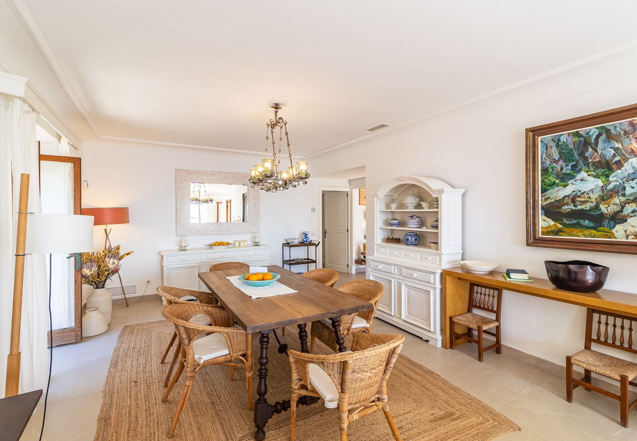 Villa in Colònia de Sant Jordi - Villa Cabrera Holiday Home with Sea Views and Pool in Colònia de Sant Jordi, Mallorca