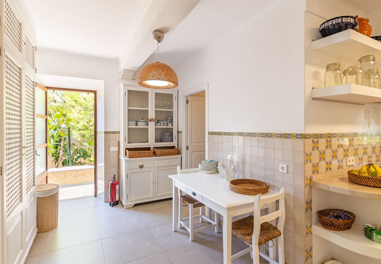 Villa in Colònia de Sant Jordi - Villa Cabrera Holiday Home with Sea Views and Pool in Colònia de Sant Jordi, Mallorca