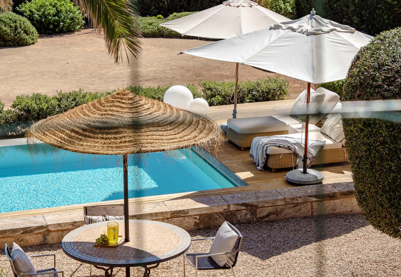 Villa in Colònia de Sant Jordi - Villa Cabrera Holiday Home with Sea Views and Pool in Colònia de Sant Jordi, Mallorca