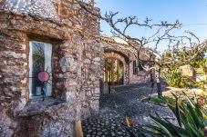 Country house in Santanyi - Mediterranean finca with pool and garden in Santanyí Mallorca for sale